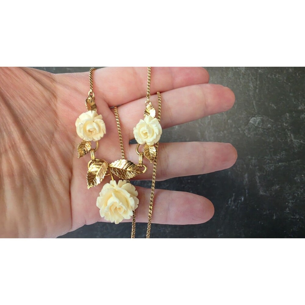 Van Dell 12K Yellow Gold Filled Carved Celluloid Rose Pendant Necklace Vintage